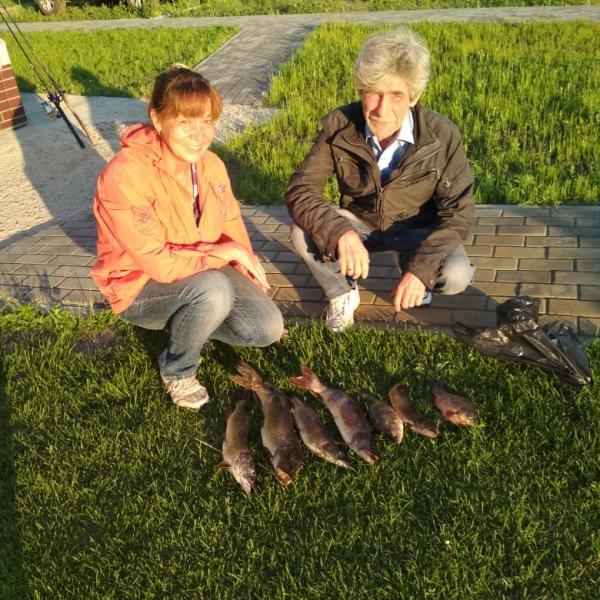 Семейная рыбалка в Сузуне с уловом